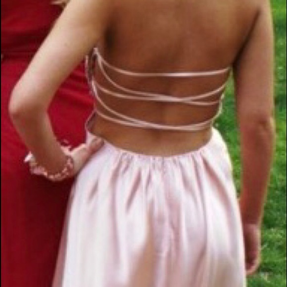 STUNNING PROM DRESS - Picture 5 of 8